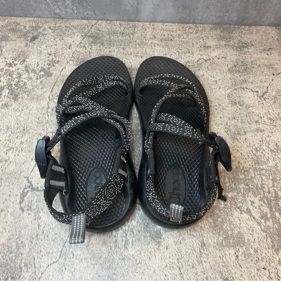 Chaco Black/White Waterproof Sandals KIds sz 2 - Picture 5 of 6